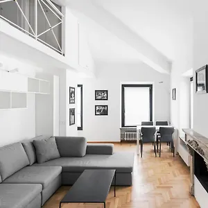 Living Brera, A Unique Experience - Vicolo Fiori Milano