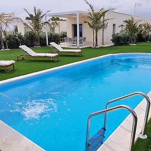 Gisira - Luxury , Brucoli Italia